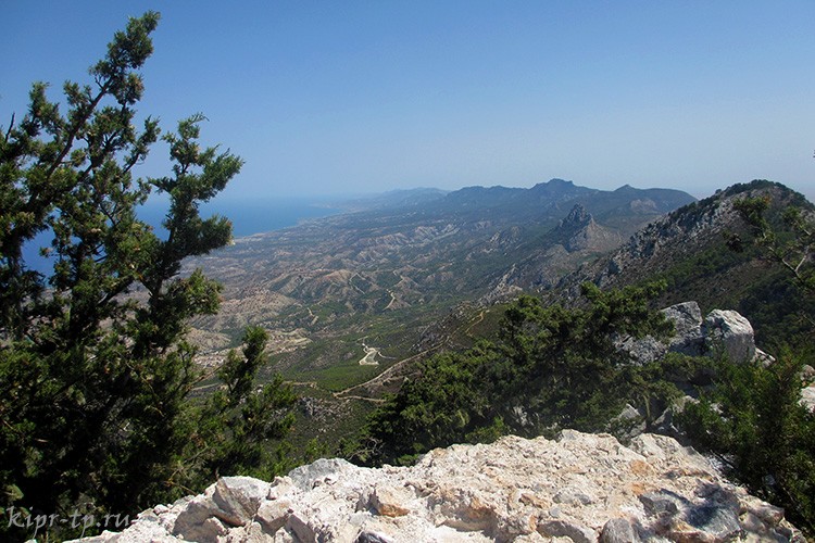 Турецкий Флаг На Кипре На Горе Фото Турецкий Флаг На Кипре На Горе Фото